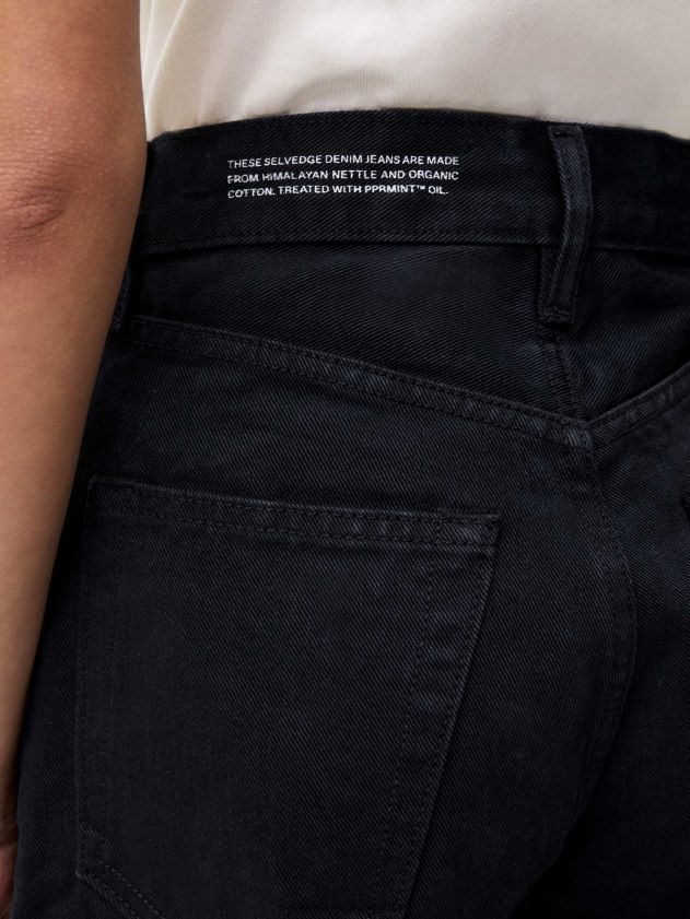 odjeća Pangaia nettle denim traperice visokog rasta crno žene 4VDHN0377